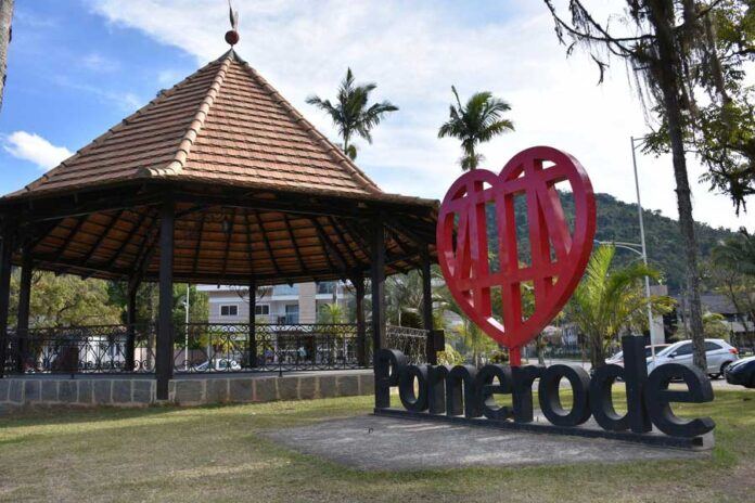 Pomerode: História, Cultura e Tradição da Cidade Mais Alemã do Brasil